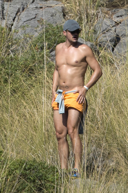 Кэти Перри и Орландо Блум отдыхают в Испании вместе с Дашей Жуковой и Ставросом Ниархосом: новые фото Звездные пары