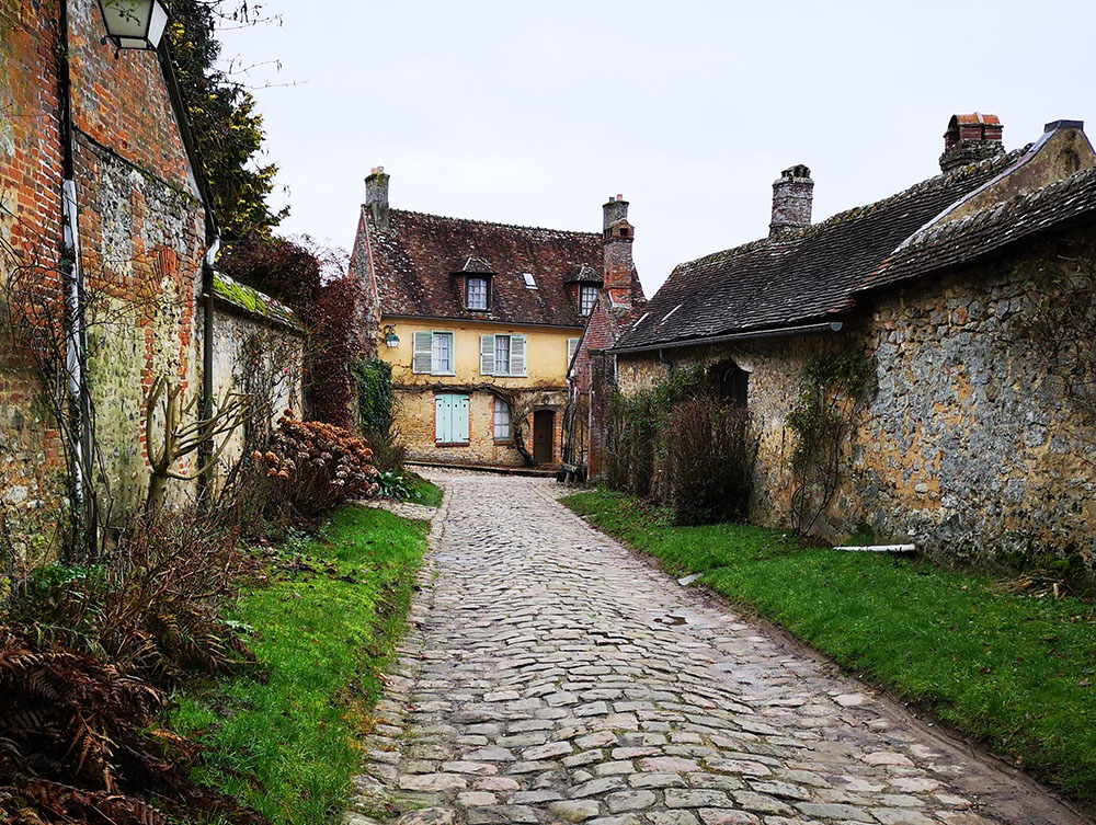 Жерберуа  – деревня роз в Пикардии авиатур