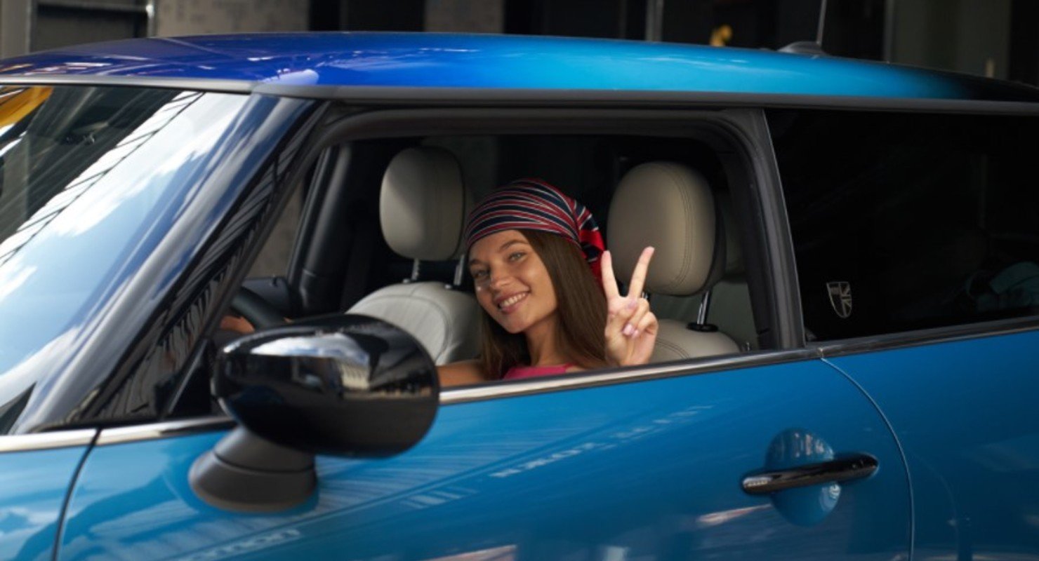 Mini празднует юбилей известного бренда