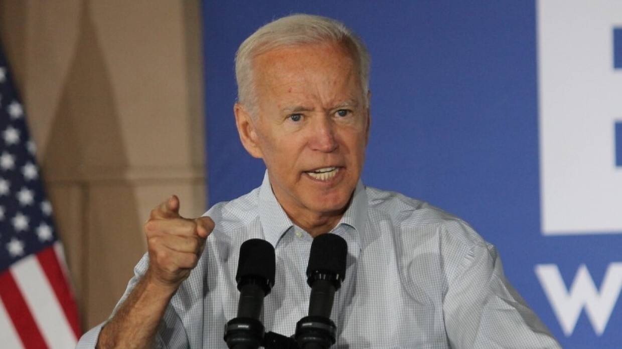 Байден рассказал, как подбросил мертвую собаку под дверь сторонницы республиканцев