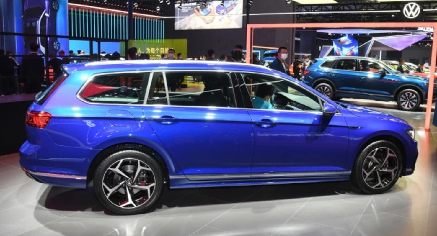 Volkswagen совместно с FAW представил обновленный Passat для бездорожья Автоновинки