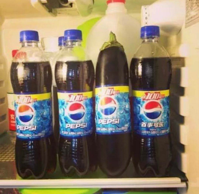 19 замечательных коллективов, в которые затесался чужак 