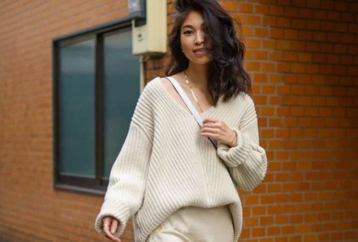 Платье В Бельевом Стиле Со Свитером фото 18