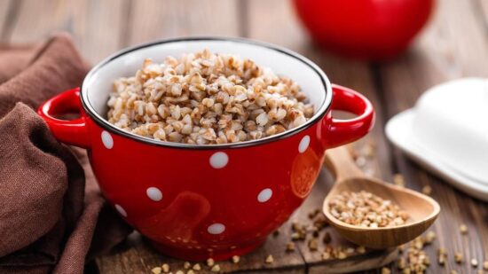 Незаменимый продукт: что приготовить из гречки, чтобы было необычно (3 рецепта)