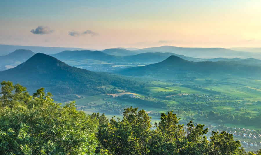 Morning comes to Badascony mountain by Pavel Baturin on 500px.com