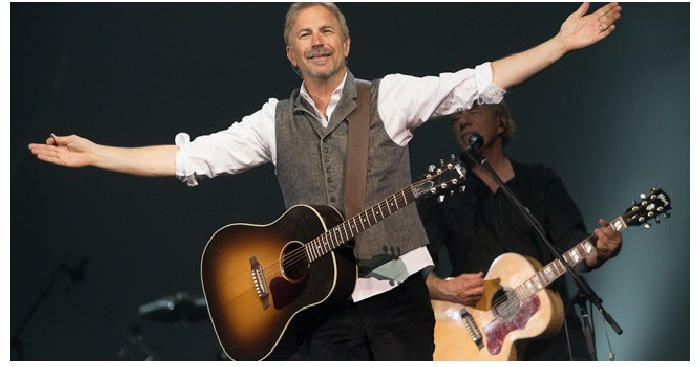 Кевин Костнер - музыкант.