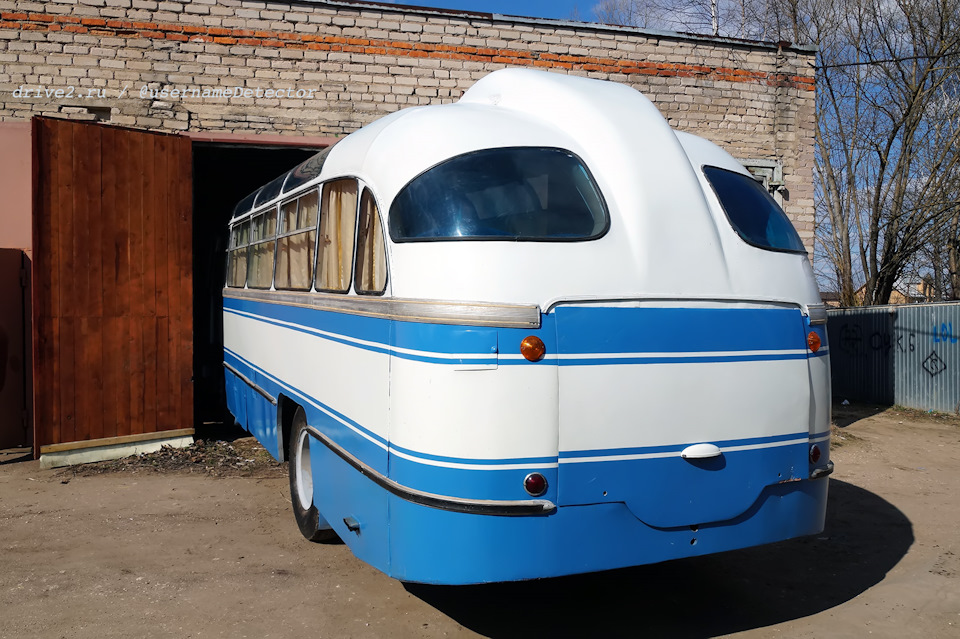 ЛАЗ-695Б: Первый в космосе, или автобус для Гагарина видео,машины
