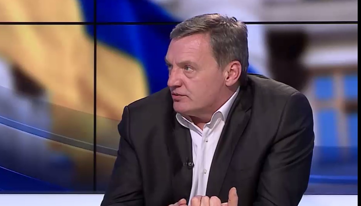 Чиновник Гройсмана ожидает в ноябре «последний бой» за Украину