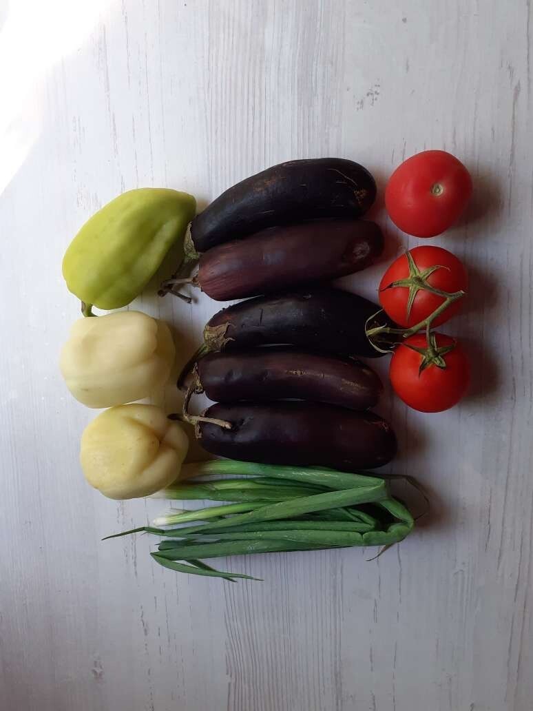 Практичный гарнир из овощей к шашлыку