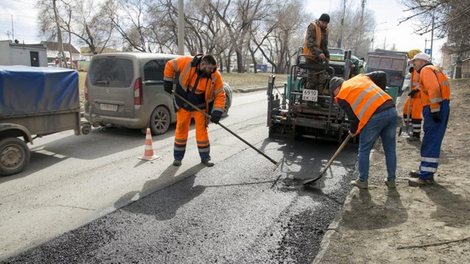 В Барнауле начали ремонтировать дороги. Улицы, где уже идут работы