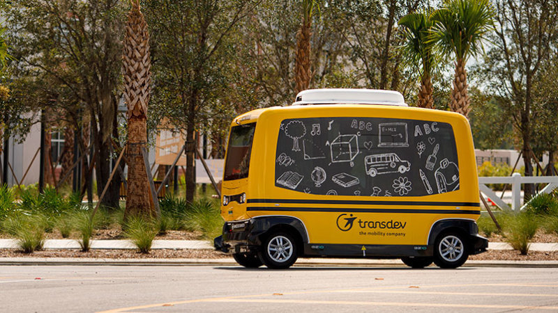 Запуск автономного школьного автобуса обернулся скандалом