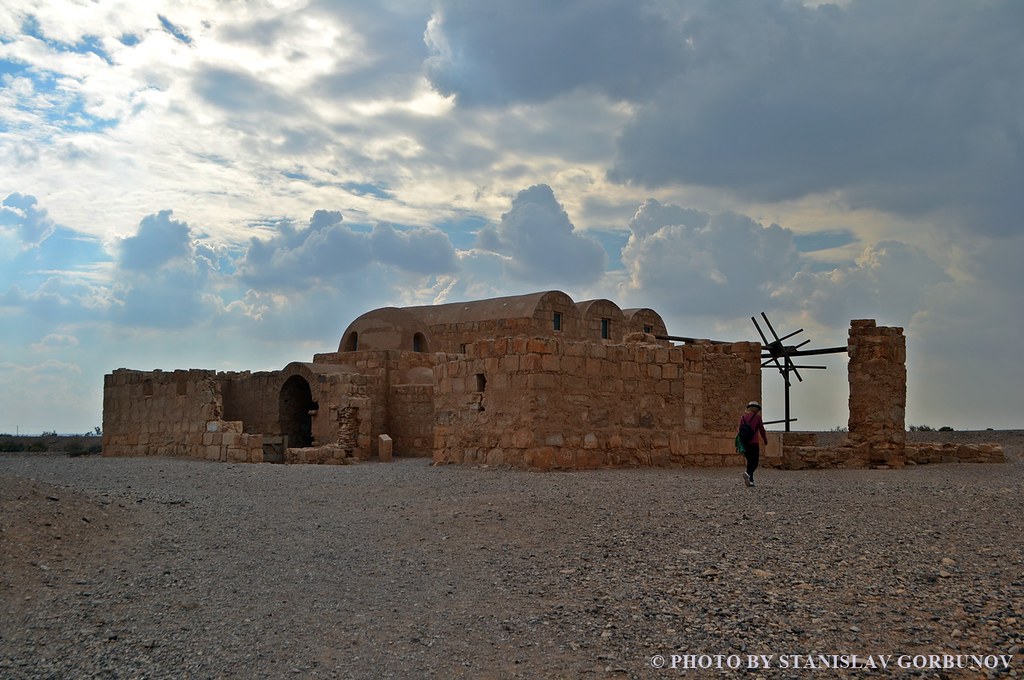 Чудеса в арабской пустыне - английские шпионы, голые бабы и замки из потустороннего мира Чудеса в арабской пустыне - английские шпионы, голые бабы и замки из потустороннего мира арабская пустыня,замки,Иордания,история,путешествие