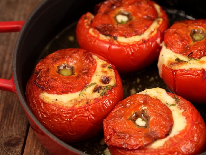 Как приготовить в мультиварке запеченные помидоры