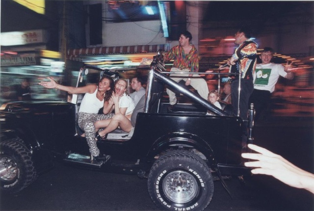 16 сумасшедших фото из России лихих 90-х 16 сумасшедших фото из России лихих 90-х 90-е,история,фотография