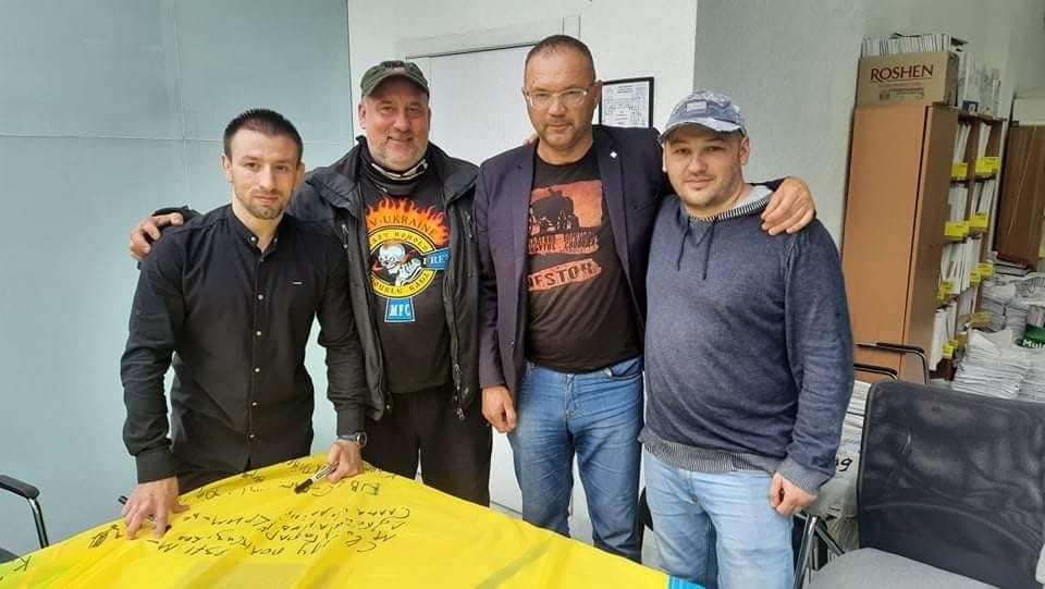 Взгляд из Одессы: Хрен редьки не слаще, или Исламист вместо Ройтбурда Взгляд из Одессы: Хрен редьки не слаще, или Исламист вместо Ройтбурда украина