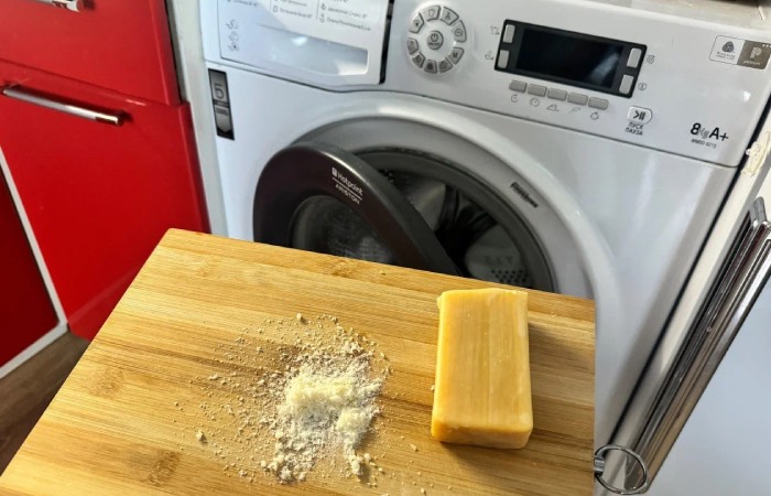 Хозяйственное мыло поможет сэкономить на стиральном порошке!