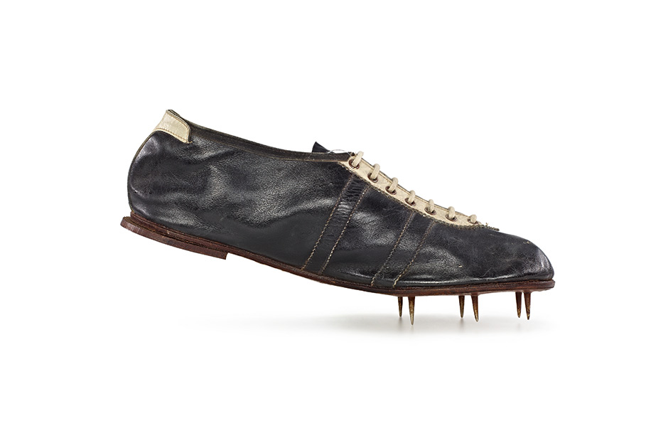 Дизайн кроссовок за 200 лет в 20 фотографиях Дизайн кроссовок за 200 лет в 20 фотографиях