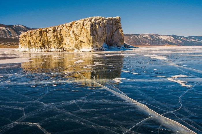 Красоты зимнего Байкала (35 фото)