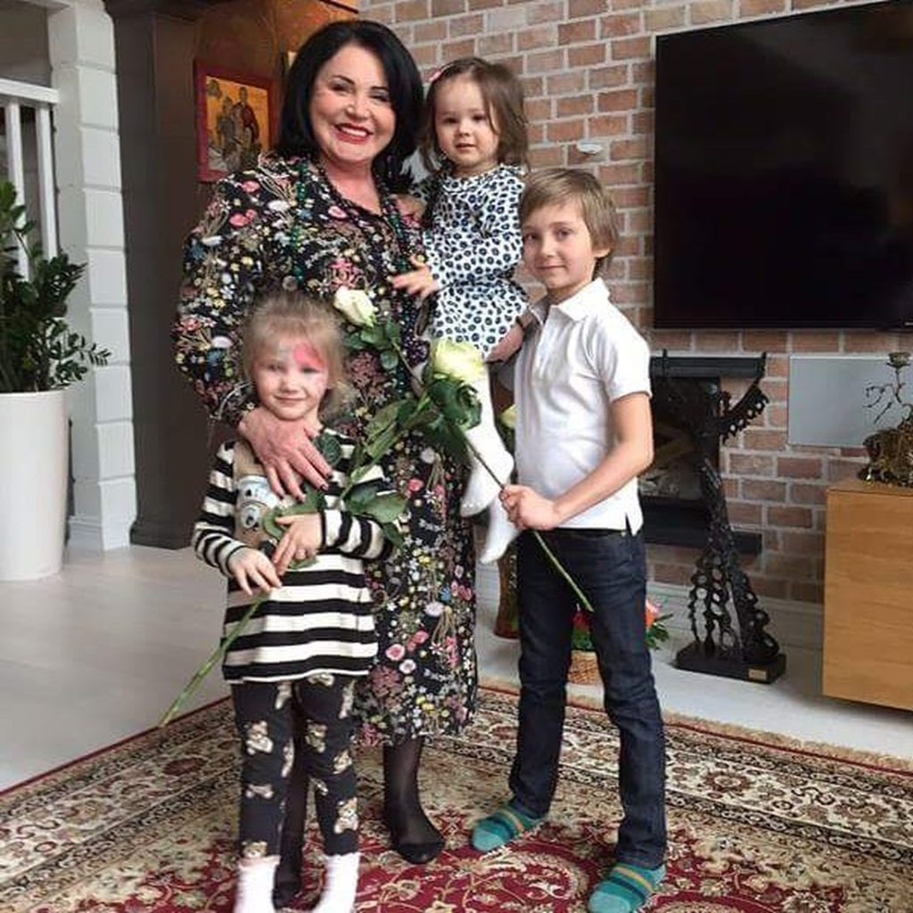 Сын надежды бабкиной. Были ли дети у надежды. Были ли дети у надежды. Сын надежды бабкиной. Были ли дети у надежды.