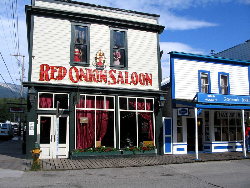 Старинный музей-бордель «Красный лук» на Аляске авиатур