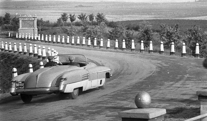 Архивные фотографии чемпионата СССР по автомобильным гонкам 1956 года 