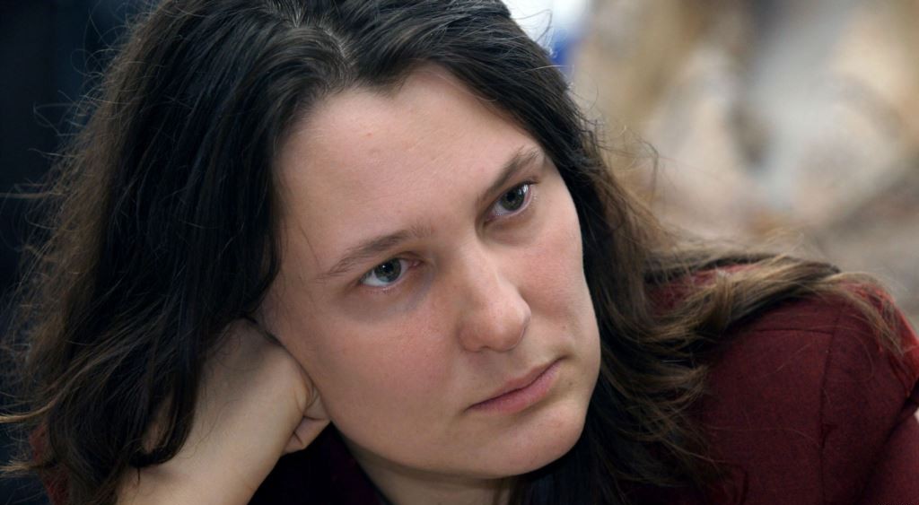 Украинка Монтян ударила в лицо польского провокатора Корейбу в студии «Время покажет»