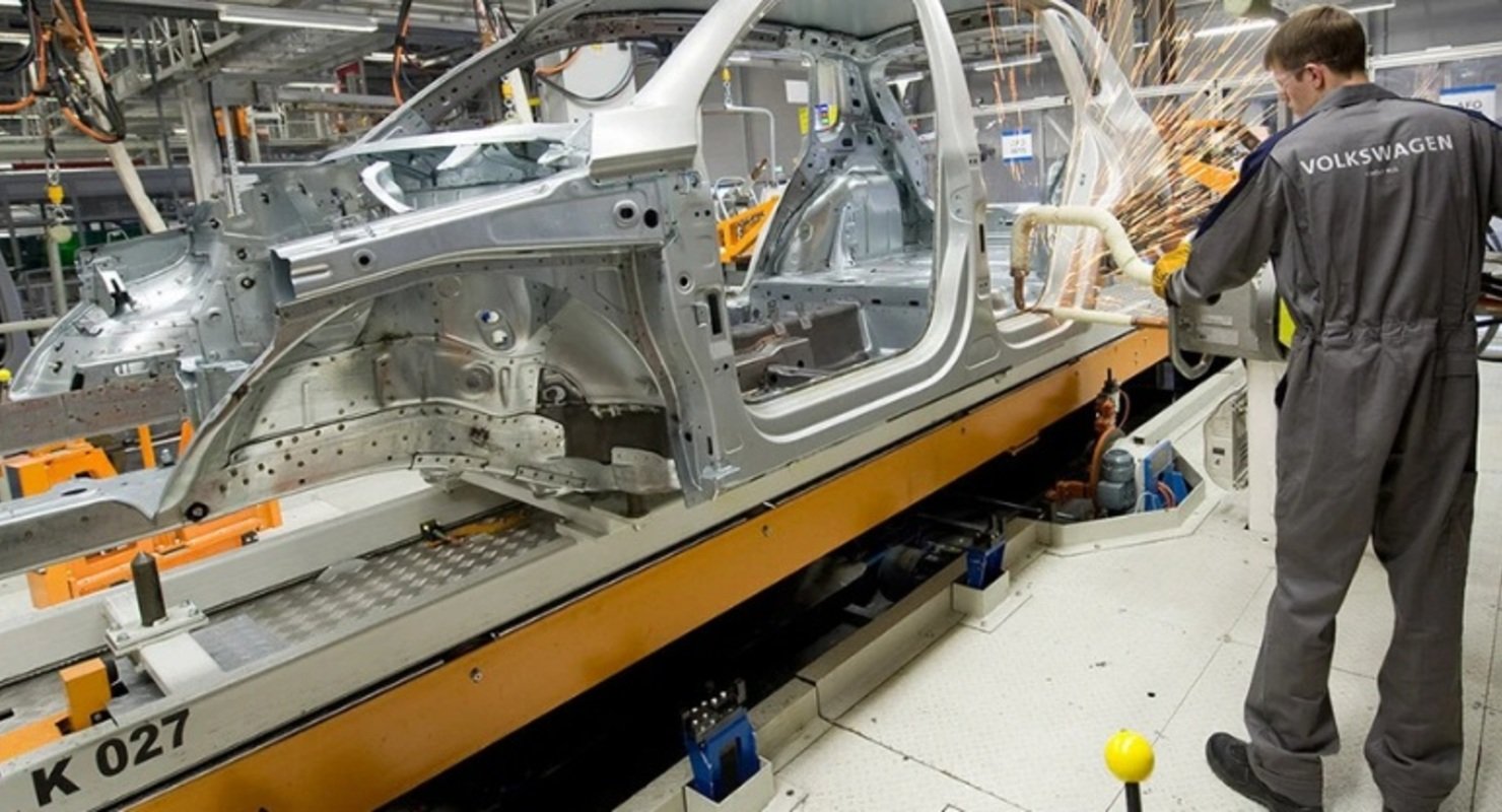 Калужский завод Volkswagen приостановит выпуск автомобилей Автомобили