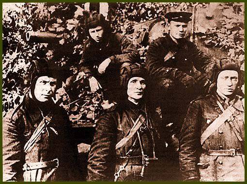 Рассказы об оружии. КВ: первый тяжёлый советский танк