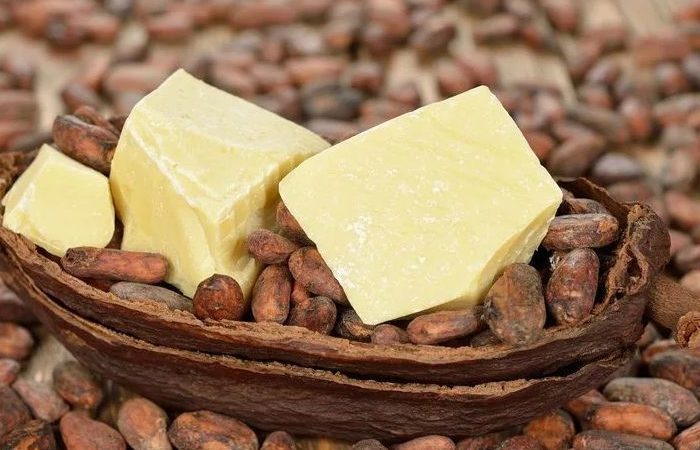 Из чего на самом деле делают белый шоколад