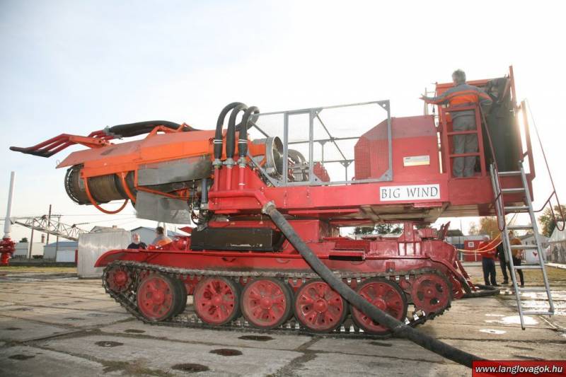 Танк и горящая скважина: история рождения машины Big Wing Танк и горящая скважина: история рождения машины Big Wing оружие