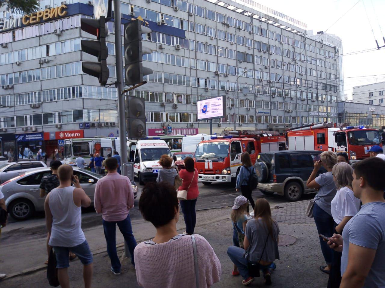 Коме фото на вокзальной магистрали