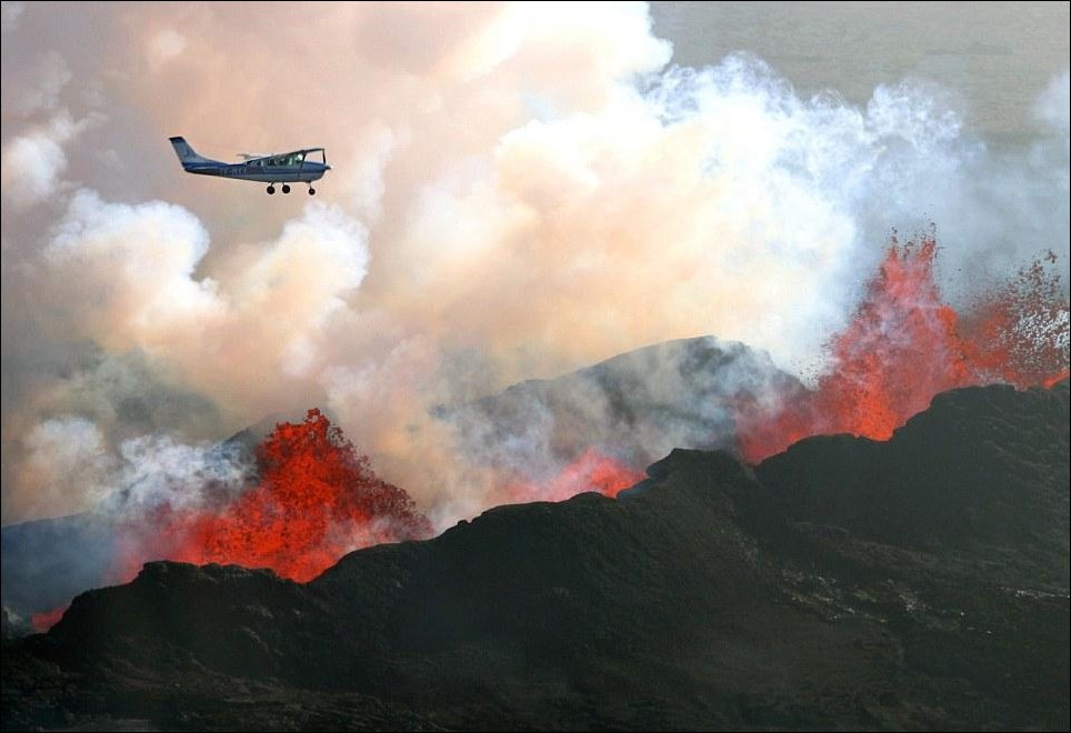 Извержение вулкана Семеру не повлияло на воздушное сообщение в Индонезии