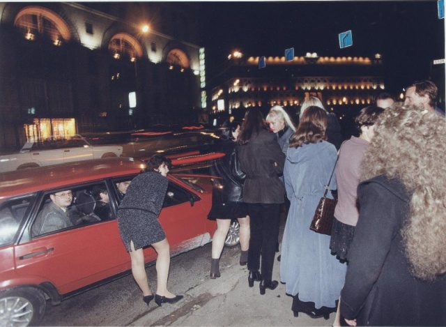 16 сумасшедших фото из России лихих 90-х 16 сумасшедших фото из России лихих 90-х 90-е,история,фотография