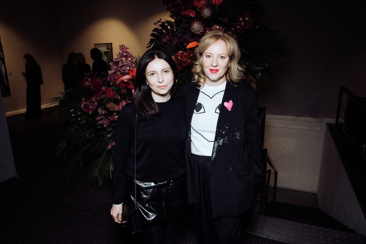 Зара, Алена Долецкая и другие на презентации художественного проекта в Москве Зара, Алена Долецкая и другие на презентации художественного проекта в Москве Звезды,Новости о звездах