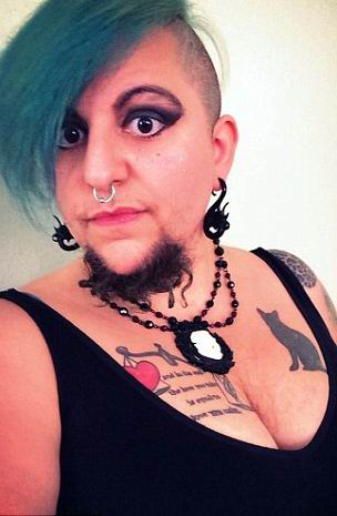 “Кто ищет, тот найдет”: бородатая женщина нашла свою любовь и вышла замуж “Кто ищет, тот найдет”: бородатая женщина нашла свою любовь и вышла замуж Заморские звезды,Литтл Бэр Шварц,модельный бизнес,развлечение,шоу,шоубиz,шоубиз