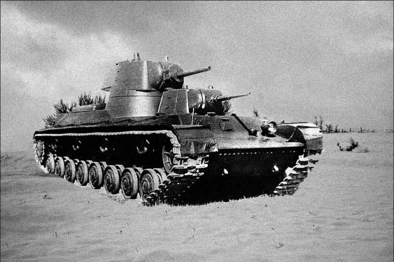 Рассказы об оружии. КВ: первый тяжёлый советский танк оружие