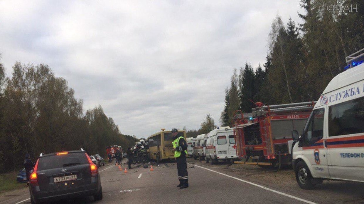 Попавшая в ДТП в Тверской области маршрутка перевозила пассажиров незаконно