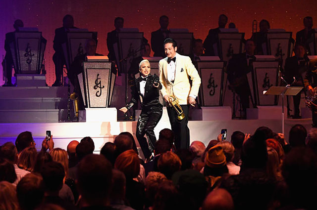 10 экстравагантных сценических образов Леди Гаги на шоу в Лас-Вегасе звездный стиль