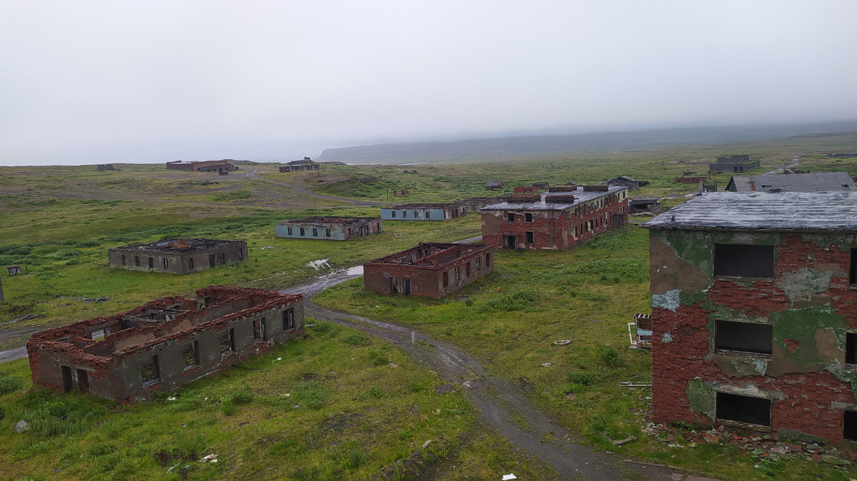 Заброшенный поселок Мыс Скоробеевский