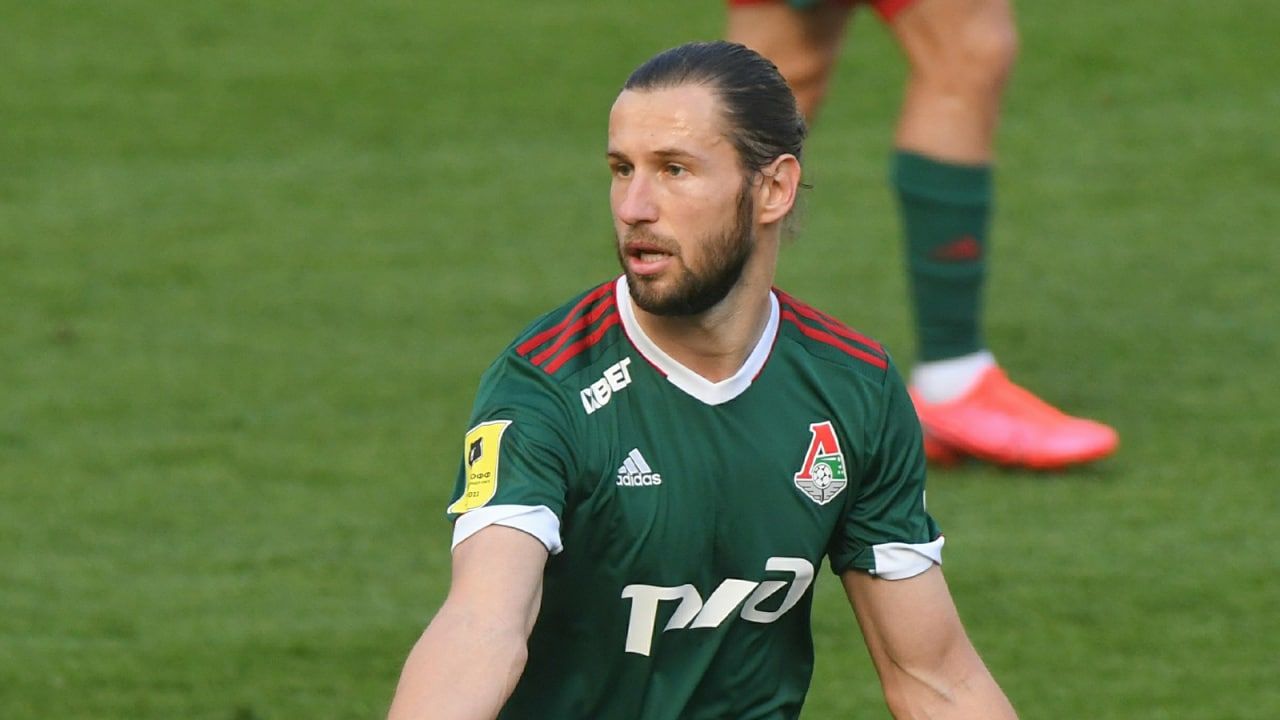 Футболист сборной Польши Крыховяк хочет продолжить карьеру в РПЛ