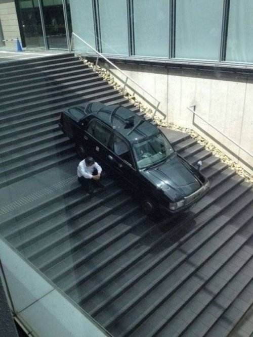 Необычные аварии и впечатляющие ДТП Необычные аварии и впечатляющие ДТП приколы,смешные картинки,юмор