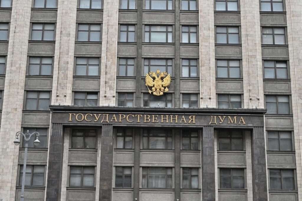 Госдума одобрила выплаты матерям-героиням