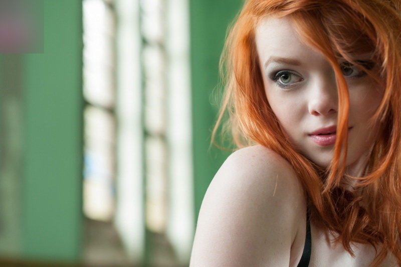 Young outdoor redhead bgg