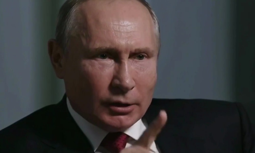 Путин начал объяснять поправки к Конституции: надо вернуть исконные русские земли