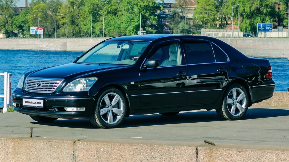 Lexus LS430 черный три четверти (1)