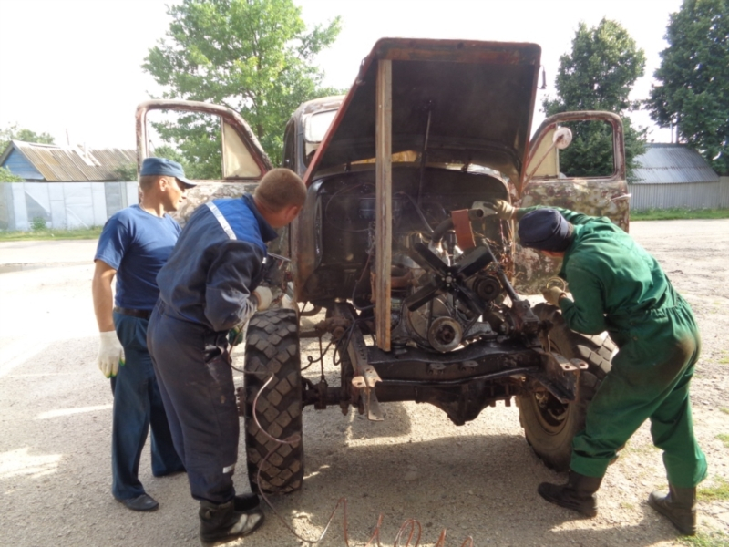 В Чувашии восстановили старую пожарную машину АЦУ-20 авто, восстановление, мчс, олдтаймер, пожарная машина, пожарные, реставрация, ретро авто