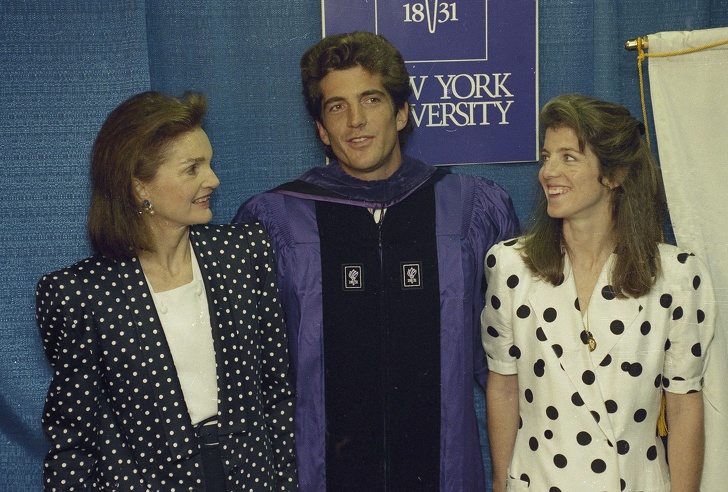 Как жила Жаклин Кеннеди после того, как потеряла мужа и статус первой леди США Как жила Жаклин Кеннеди после того, как потеряла мужа и статус первой леди США знаменитости,интересное,фотографии