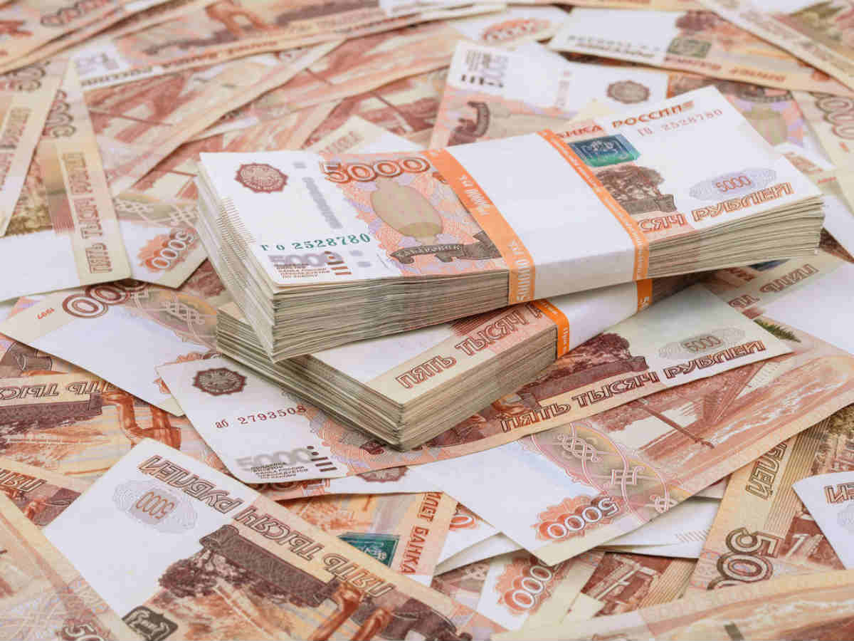 Курс валют на 25 ноября: рубль вырос