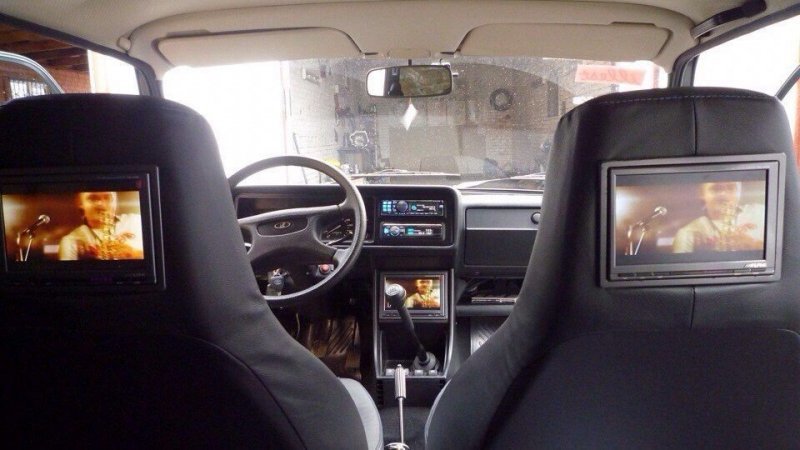 Ужасные примеры установки автоакустики авто, автозвук, автотюнинг, акустика, ваз, колхоз, музыка, тюнинг