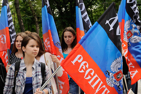 Толстой: жители Донбасса смогут принять участие в сентябрьских выборах в России